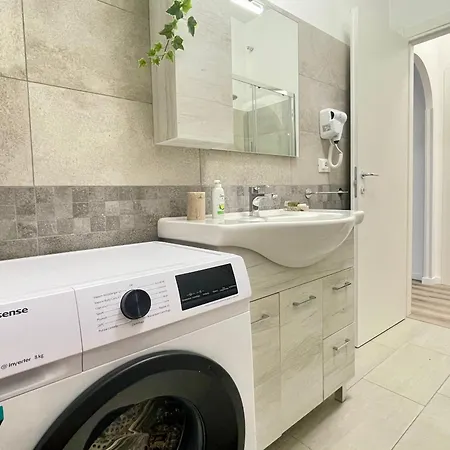 Appartement Eur San Marco